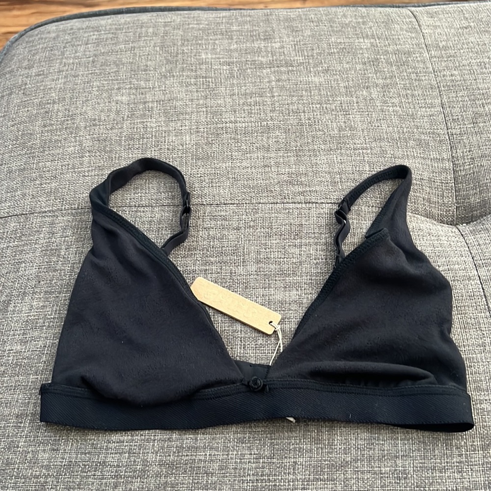 Skims Pointelle Logo Bra - Picture 3 of 6